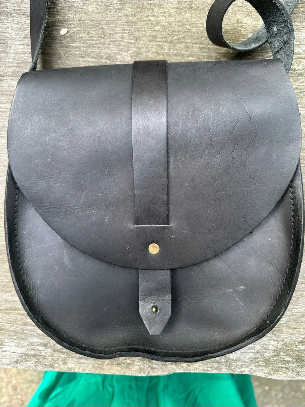 tribe alive compact leather